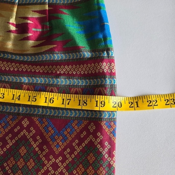 Vintage Thai Silk Skirt Size 10 M Boho Ethnic Festival Wear Bright Ikat Print - Picture 9 of 13
